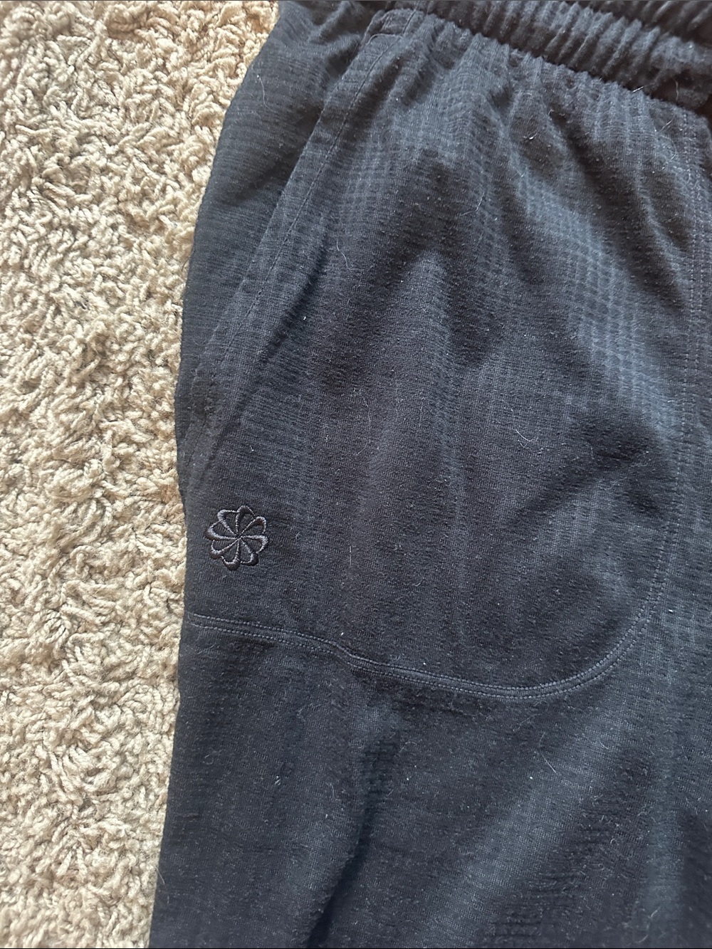 Men's Nike Jogger Pants - Lightweight Athletic Tapered Fit - Picture 3 of 5
